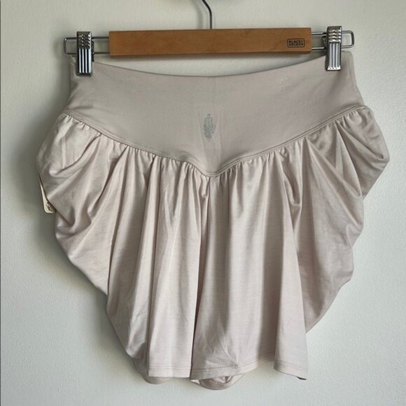 FP Movement - Find Your Flow Shorts - XS - Picture 4 of 10